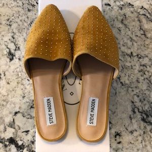 Steve Madden Trace Mustard Mule Shoes